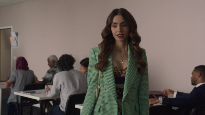 Emily_in_Paris_S02E04_WEBRip_x264-ION10_0508.jpg Emily_in_Paris_S02E04_WEBRip_x264-ION10_0508.jpg