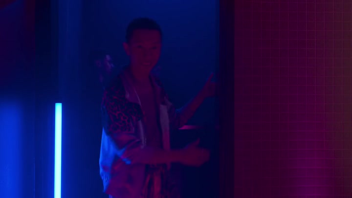 Emily_in_Paris_S02E04_WEBRip_x264-ION10_0561.jpg Emily_in_Paris_S02E04_WEBRip_x264-ION10_0561.jpg