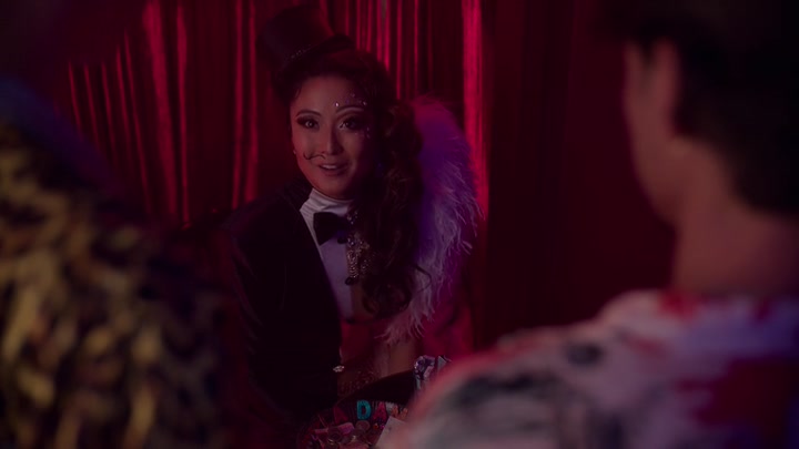 Emily_in_Paris_S02E04_WEBRip_x264-ION10_0602.jpg Emily_in_Paris_S02E04_WEBRip_x264-ION10_0602.jpg