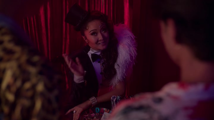 Emily_in_Paris_S02E04_WEBRip_x264-ION10_0643.jpg Emily_in_Paris_S02E04_WEBRip_x264-ION10_0643.jpg