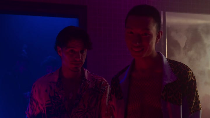 Emily_in_Paris_S02E04_WEBRip_x264-ION10_0661.jpg Emily_in_Paris_S02E04_WEBRip_x264-ION10_0661.jpg
