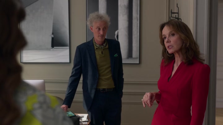 Emily_in_Paris_S02E04_WEBRip_x264-ION10_0722.jpg Emily_in_Paris_S02E04_WEBRip_x264-ION10_0722.jpg