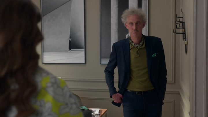 Emily_in_Paris_S02E04_WEBRip_x264-ION10_0740.jpg Emily_in_Paris_S02E04_WEBRip_x264-ION10_0740.jpg