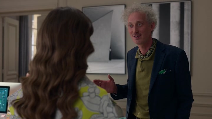 Emily_in_Paris_S02E04_WEBRip_x264-ION10_0750.jpg Emily_in_Paris_S02E04_WEBRip_x264-ION10_0750.jpg
