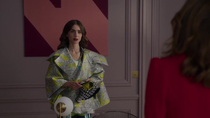 Emily_in_Paris_S02E04_WEBRip_x264-ION10_0792.jpg Emily_in_Paris_S02E04_WEBRip_x264-ION10_0792.jpg