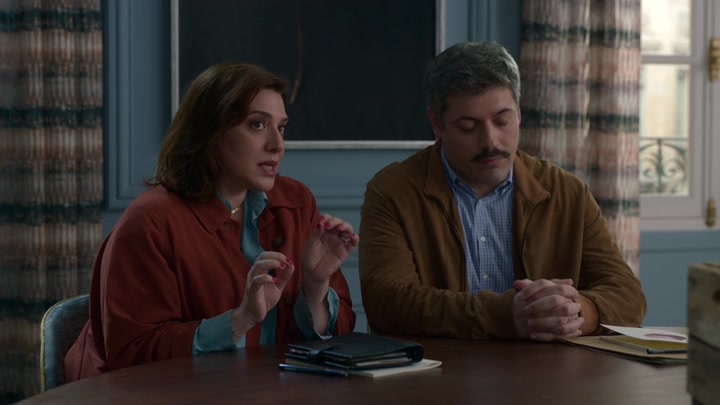 Emily_in_Paris_S02E04_WEBRip_x264-ION10_0832.jpg