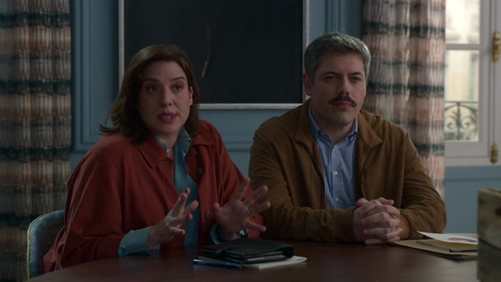 Emily_in_Paris_S02E04_WEBRip_x264-ION10_0852.jpg