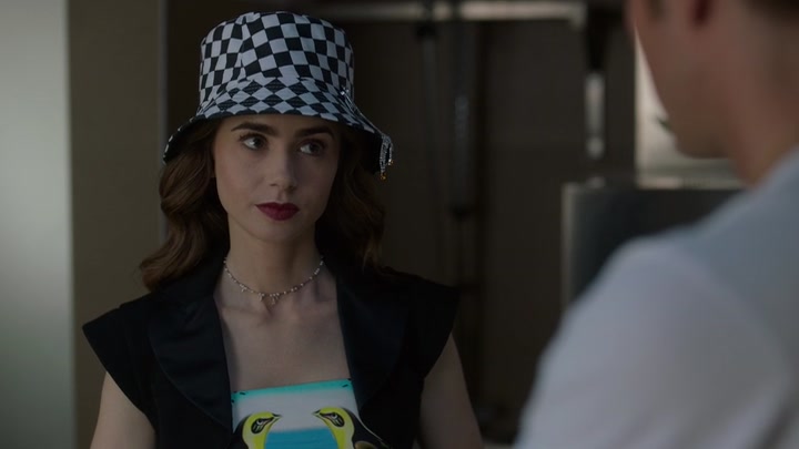 Emily_in_Paris_S02E04_WEBRip_x264-ION10_1171.jpg