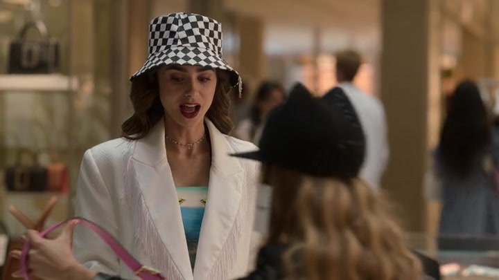 Emily_in_Paris_S02E04_WEBRip_x264-ION10_1318.jpg Emily_in_Paris_S02E04_WEBRip_x264-ION10_1318.jpg