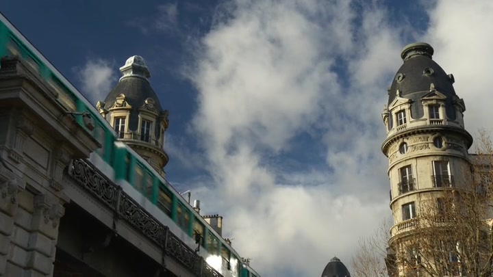 Emily_in_Paris_S02E04_WEBRip_x264-ION10_1419.jpg Emily_in_Paris_S02E04_WEBRip_x264-ION10_1419.jpg