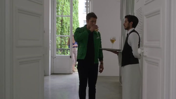 Emily_in_Paris_S02E04_WEBRip_x264-ION10_1435.jpg Emily_in_Paris_S02E04_WEBRip_x264-ION10_1435.jpg