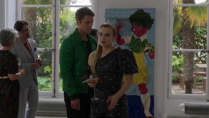 Emily_in_Paris_S02E04_WEBRip_x264-ION10_1462.jpg Emily_in_Paris_S02E04_WEBRip_x264-ION10_1462.jpg