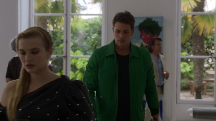 Emily_in_Paris_S02E04_WEBRip_x264-ION10_1465.jpg Emily_in_Paris_S02E04_WEBRip_x264-ION10_1465.jpg