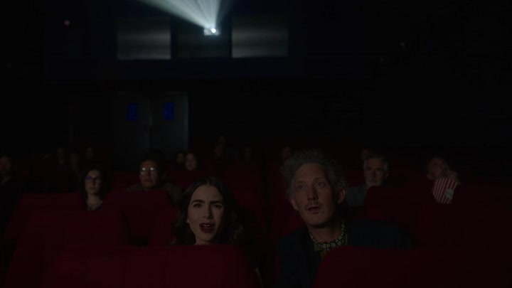 Emily_in_Paris_S02E04_WEBRip_x264-ION10_1708.jpg