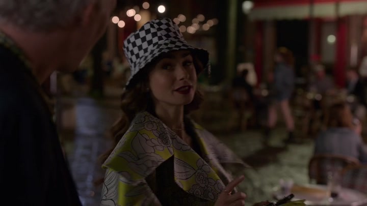 Emily_in_Paris_S02E04_WEBRip_x264-ION10_1762.jpg Emily_in_Paris_S02E04_WEBRip_x264-ION10_1762.jpg