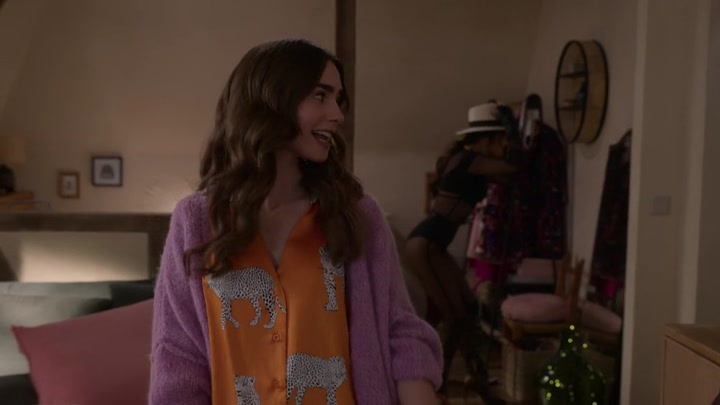 Emily_in_Paris_S02E04_WEBRip_x264-ION10_1895.jpg