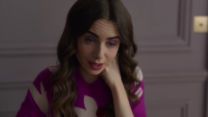 Emily_in_Paris_S02E04_WEBRip_x264-ION10_1940.jpg