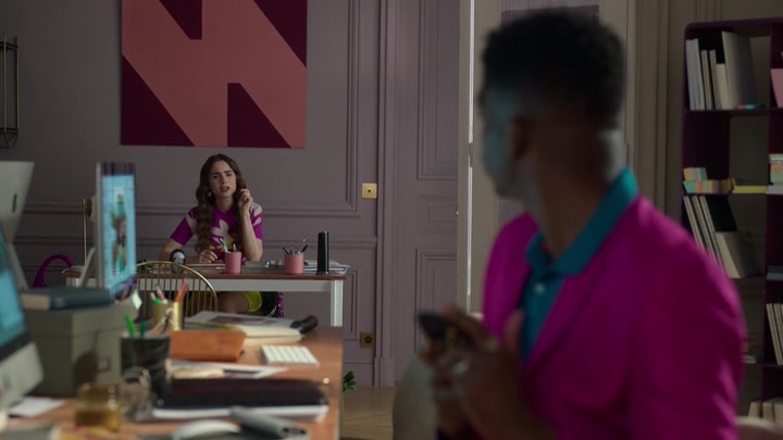 Emily_in_Paris_S02E04_WEBRip_x264-ION10_1946.jpg Emily_in_Paris_S02E04_WEBRip_x264-ION10_1946.jpg