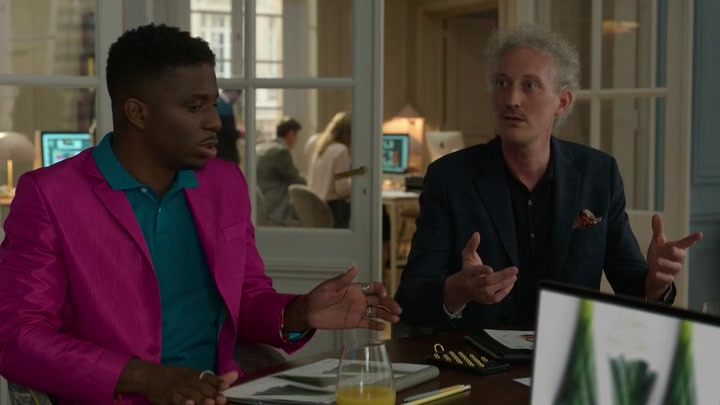 Emily_in_Paris_S02E04_WEBRip_x264-ION10_2255.jpg Emily_in_Paris_S02E04_WEBRip_x264-ION10_2255.jpg