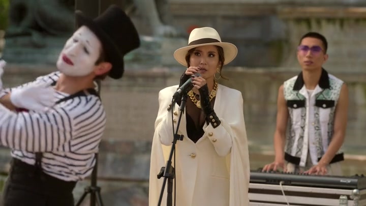Emily_in_Paris_S02E04_WEBRip_x264-ION10_2560.jpg Emily_in_Paris_S02E04_WEBRip_x264-ION10_2560.jpg