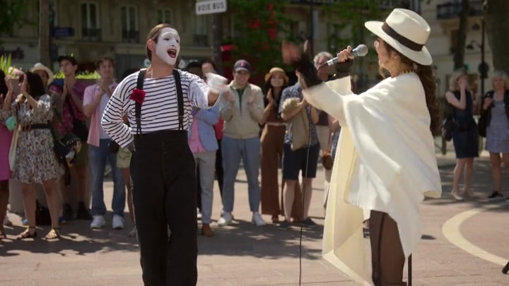 Emily_in_Paris_S02E04_WEBRip_x264-ION10_2645.jpg Emily_in_Paris_S02E04_WEBRip_x264-ION10_2645.jpg