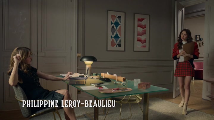 Emily_in_Paris_S02E05_WEBRip_x264-ION10_0133.jpg