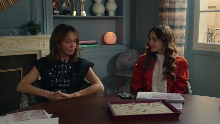 Emily_in_Paris_S02E05_WEBRip_x264-ION10_0259.jpg Emily_in_Paris_S02E05_WEBRip_x264-ION10_0259.jpg