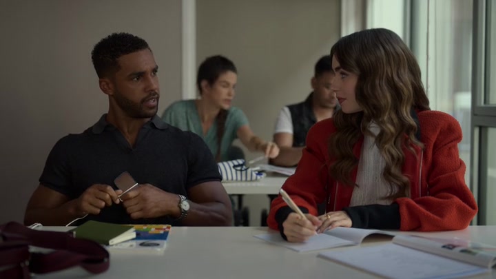 Emily_in_Paris_S02E05_WEBRip_x264-ION10_0619.jpg Emily_in_Paris_S02E05_WEBRip_x264-ION10_0619.jpg