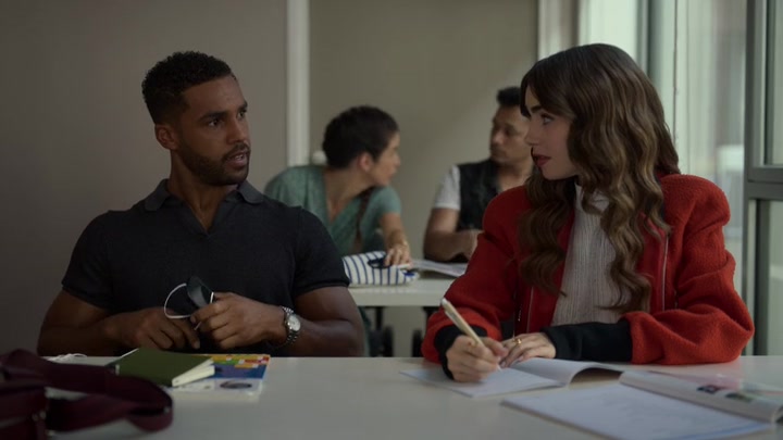 Emily_in_Paris_S02E05_WEBRip_x264-ION10_0620.jpg Emily_in_Paris_S02E05_WEBRip_x264-ION10_0620.jpg