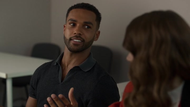 Emily_in_Paris_S02E05_WEBRip_x264-ION10_0672.jpg Emily_in_Paris_S02E05_WEBRip_x264-ION10_0672.jpg