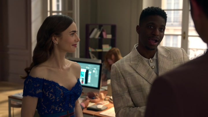 Emily_in_Paris_S02E05_WEBRip_x264-ION10_0887.jpg