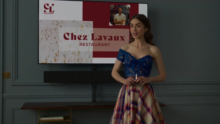 Emily_in_Paris_S02E05_WEBRip_x264-ION10_0910.jpg