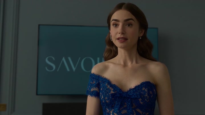 Emily_in_Paris_S02E05_WEBRip_x264-ION10_1016.jpg