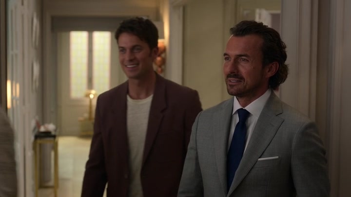 Emily_in_Paris_S02E05_WEBRip_x264-ION10_1051.jpg Emily_in_Paris_S02E05_WEBRip_x264-ION10_1051.jpg