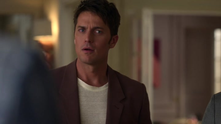 Emily_in_Paris_S02E05_WEBRip_x264-ION10_1064.jpg Emily_in_Paris_S02E05_WEBRip_x264-ION10_1064.jpg