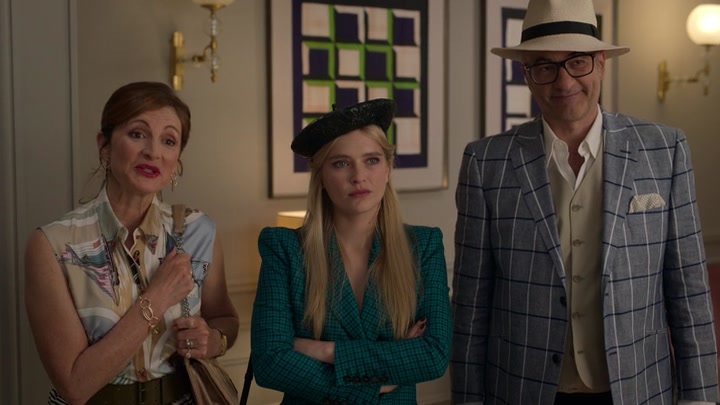 Emily_in_Paris_S02E05_WEBRip_x264-ION10_1092.jpg