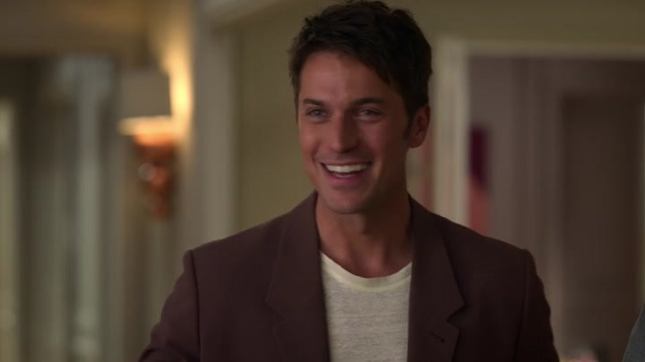 Emily_in_Paris_S02E05_WEBRip_x264-ION10_1112.jpg Emily_in_Paris_S02E05_WEBRip_x264-ION10_1112.jpg