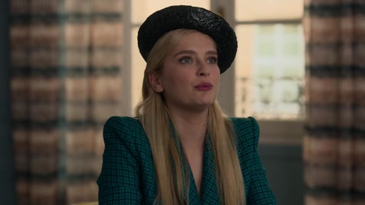 Emily_in_Paris_S02E05_WEBRip_x264-ION10_1165.jpg