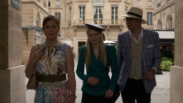 Emily_in_Paris_S02E05_WEBRip_x264-ION10_1280.jpg