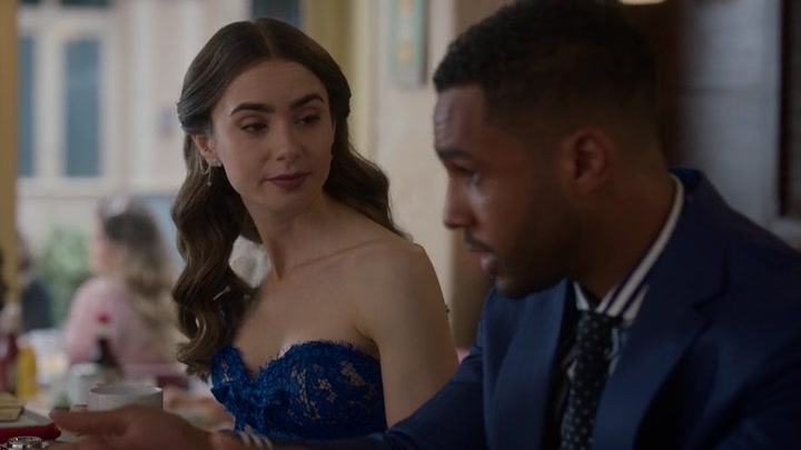 Emily_in_Paris_S02E05_WEBRip_x264-ION10_1371.jpg