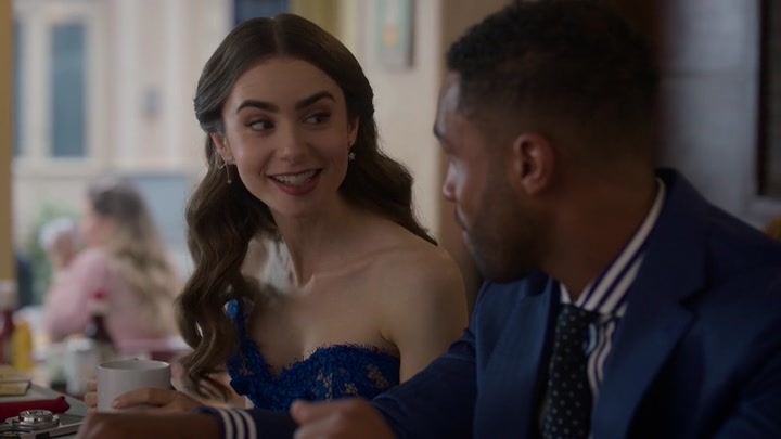 Emily_in_Paris_S02E05_WEBRip_x264-ION10_1430.jpg