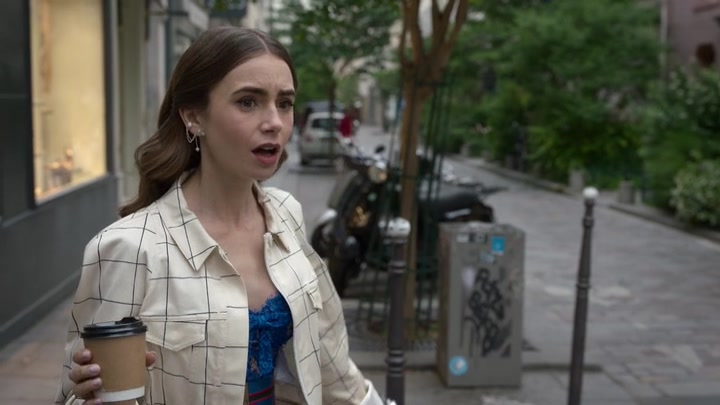 Emily_in_Paris_S02E05_WEBRip_x264-ION10_1565.jpg