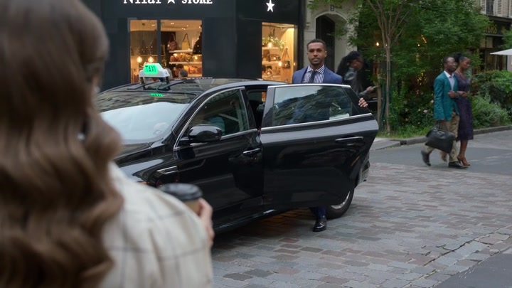 Emily_in_Paris_S02E05_WEBRip_x264-ION10_1578.jpg Emily_in_Paris_S02E05_WEBRip_x264-ION10_1578.jpg