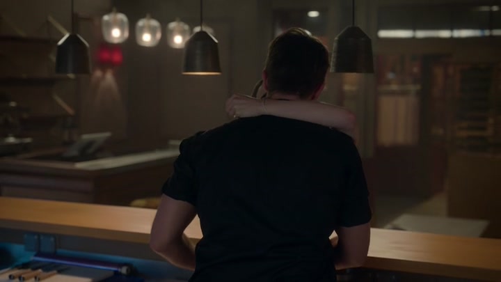 Emily_in_Paris_S02E05_WEBRip_x264-ION10_1736.jpg Emily_in_Paris_S02E05_WEBRip_x264-ION10_1736.jpg