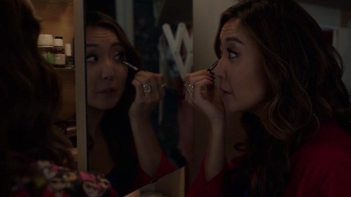 Emily_in_Paris_S02E05_WEBRip_x264-ION10_2150.jpg Emily_in_Paris_S02E05_WEBRip_x264-ION10_2150.jpg