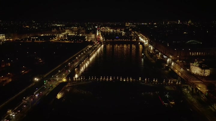 Emily_in_Paris_S02E05_WEBRip_x264-ION10_2220.jpg Emily_in_Paris_S02E05_WEBRip_x264-ION10_2220.jpg