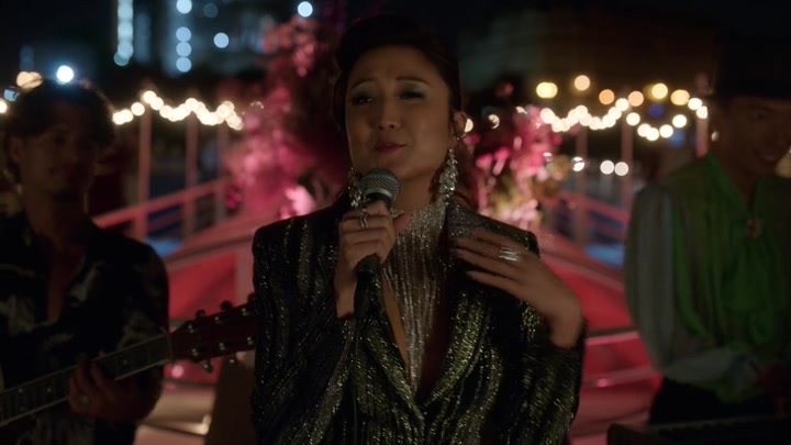 Emily_in_Paris_S02E05_WEBRip_x264-ION10_2246.jpg Emily_in_Paris_S02E05_WEBRip_x264-ION10_2246.jpg
