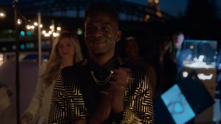 Emily_in_Paris_S02E05_WEBRip_x264-ION10_2366.jpg Emily_in_Paris_S02E05_WEBRip_x264-ION10_2366.jpg