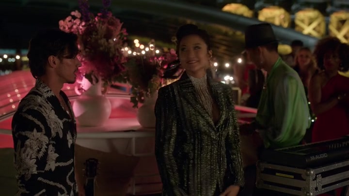 Emily_in_Paris_S02E05_WEBRip_x264-ION10_2384.jpg Emily_in_Paris_S02E05_WEBRip_x264-ION10_2384.jpg