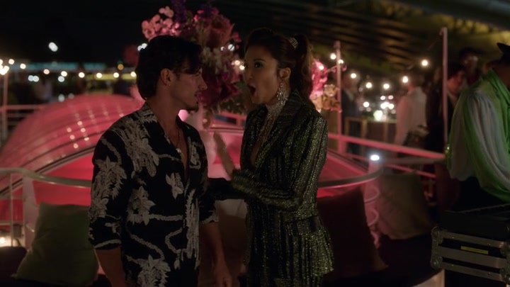 Emily_in_Paris_S02E05_WEBRip_x264-ION10_2391.jpg Emily_in_Paris_S02E05_WEBRip_x264-ION10_2391.jpg